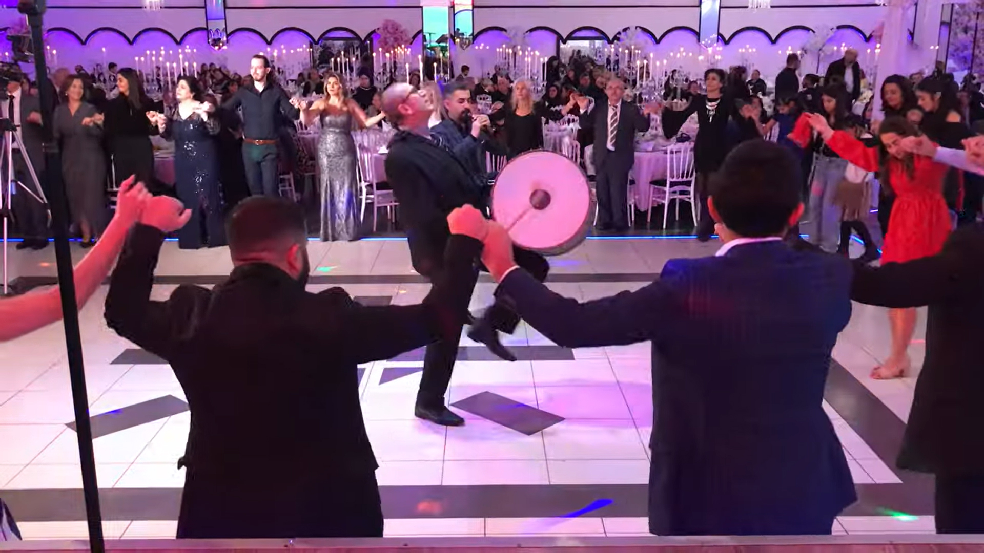 Oyun Havaları Uzmanı Davulcu